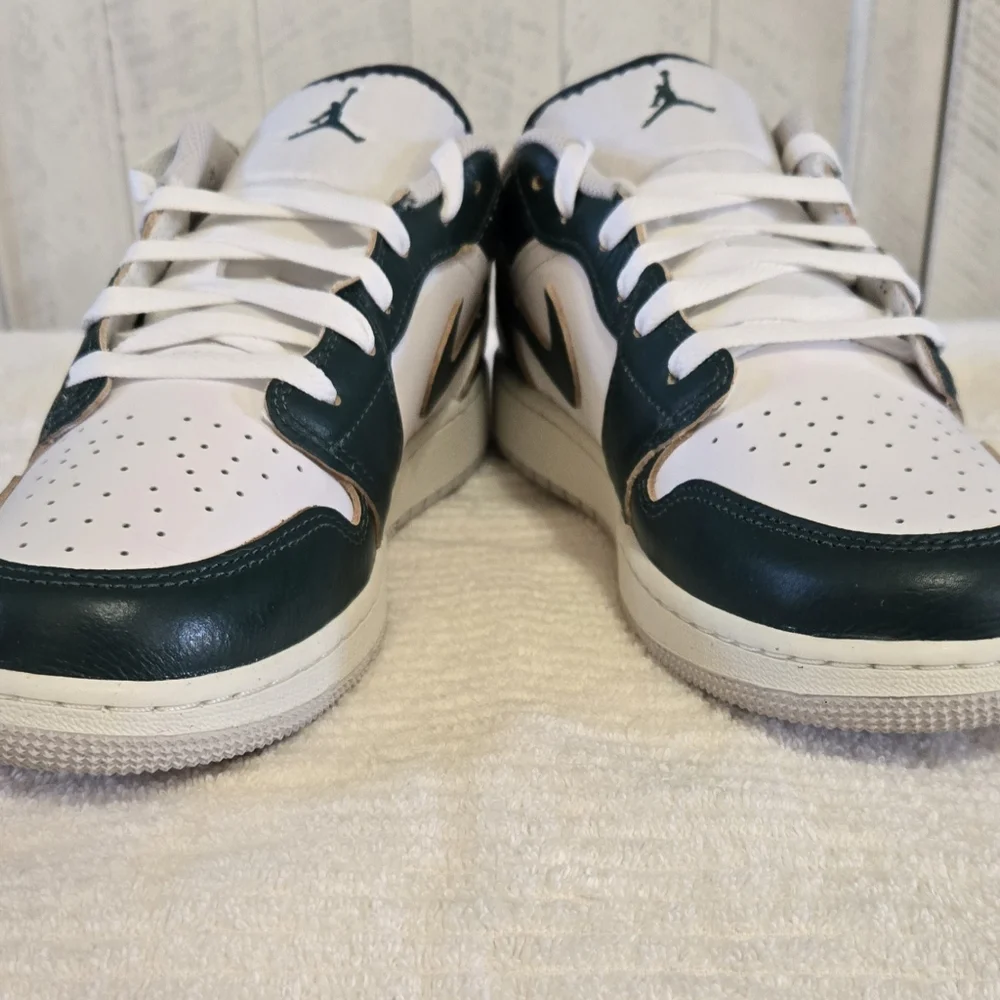 Nike Air Jordan Low SE Oxidized Green - Picture 3 of 5